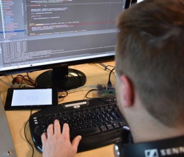 Top 9 tips for custom application development