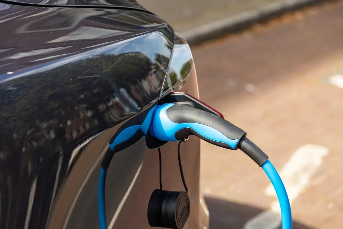 electric-car-battery-charging-at-a-charge-station-hybrid